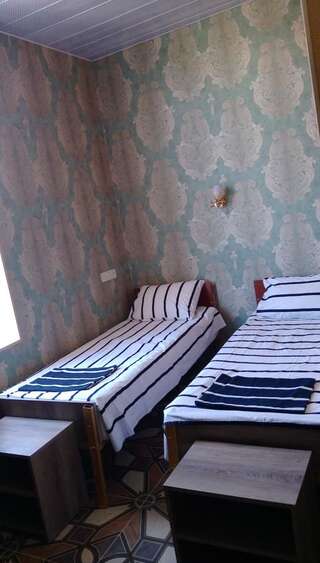 Отель Hotel Golden Fleece Кутаиси Двухместный номер Делюкс с 2 отдельными кроватями-3