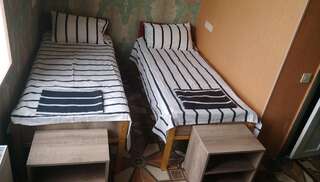 Отель Hotel Golden Fleece Кутаиси Двухместный номер Делюкс с 2 отдельными кроватями-1