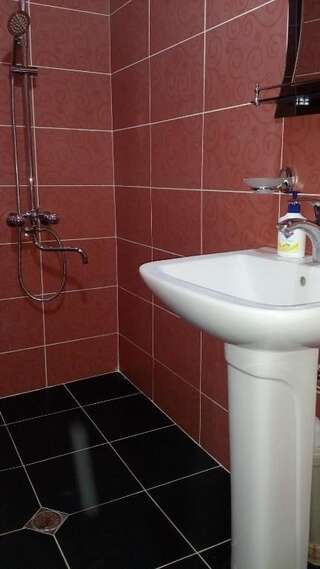 Отель Hotel Golden Fleece Кутаиси Двухместный номер Делюкс с 1 кроватью-17
