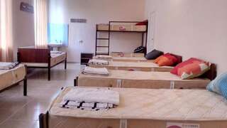 Отель Hotel Golden Fleece Кутаиси Кровать в общем 8-местном номере для мужчин и женщин-5
